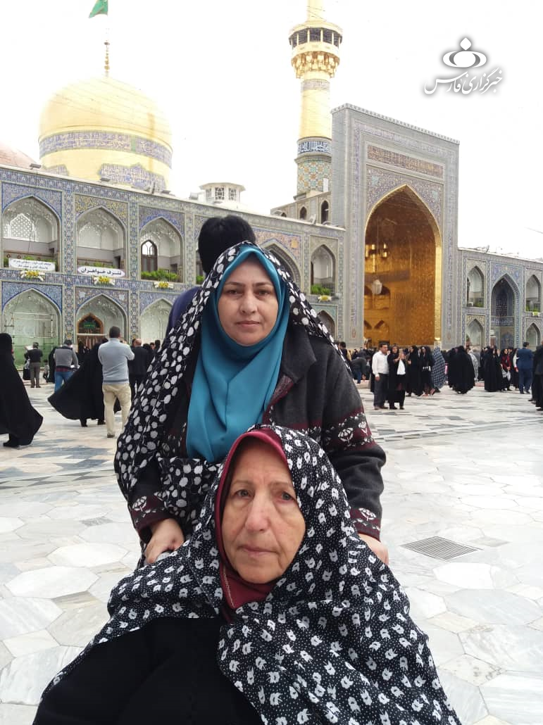 پزشکی که تا آخرین لحظه عمر، خودش را وقف مردم کرد + تصاویر
