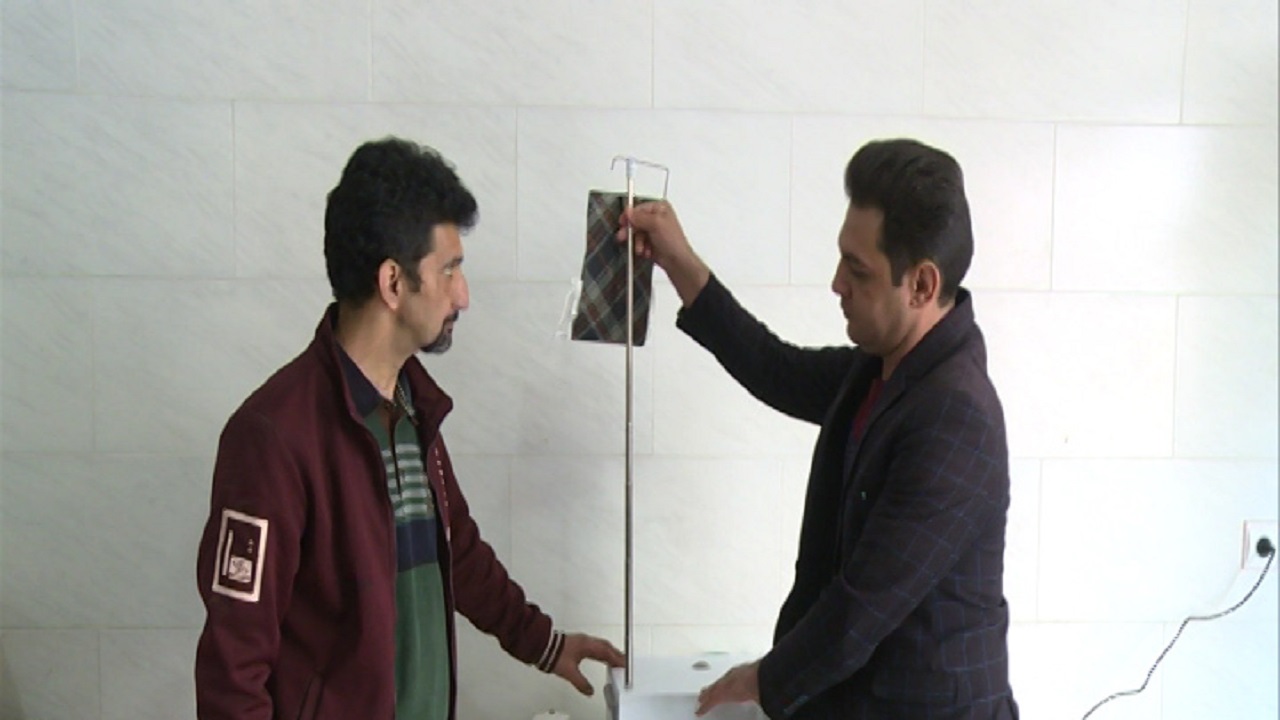ساخت دستگاه محلول پاش پدالی در شهرکرد