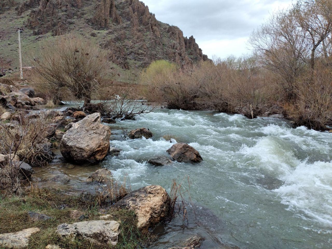 نمایی از طبیعت بهاری در باروق + فیلم