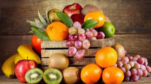 انواع میوه دستچین در غرفه های تره بار کیلویی چند؟