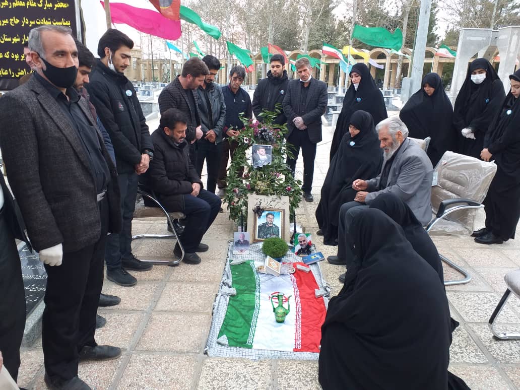 صدا وسیما مراسم سوم شهید سلگی را برای نخستین بار در کشور زنده پخش کرد