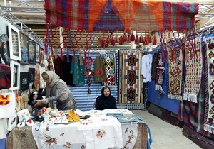 ایجاد بازارچه‌های صنایع دستی در اولویت است