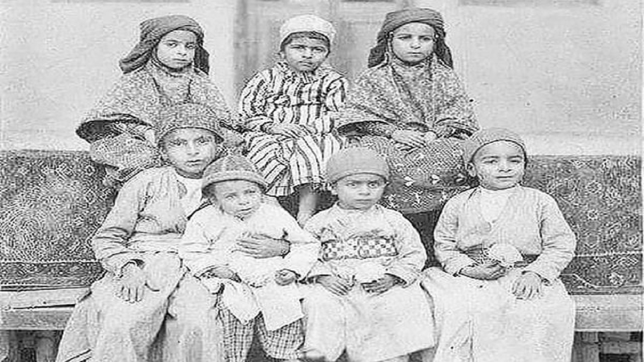 کودکان دوره قاجار چگونه بازی می‌کردند؟