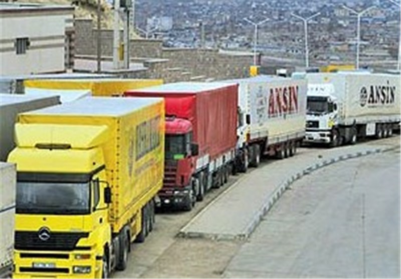 صادرات ۶۳۰ هزار تنی کالا از گمرک استان همدان
