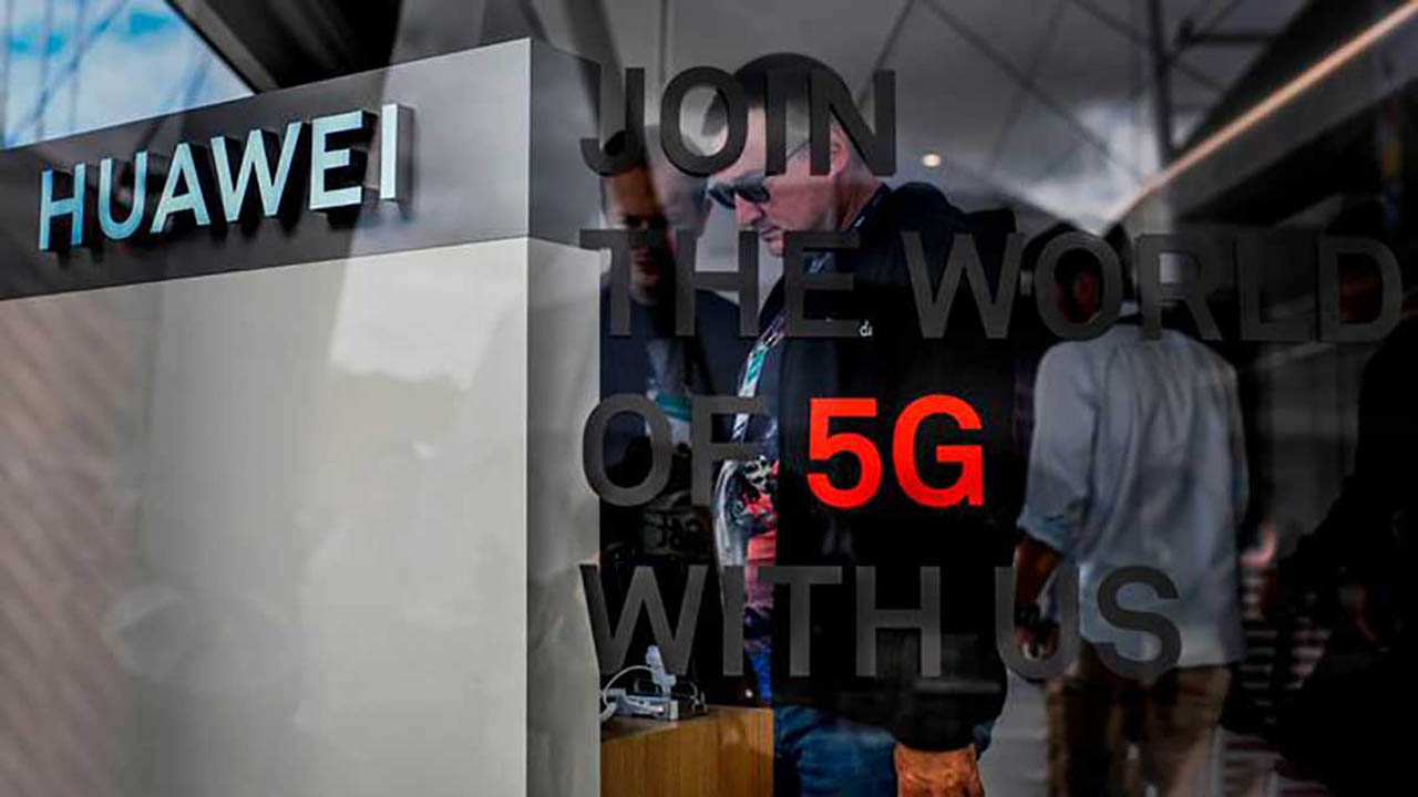 حملات مردم به تاسیسات ارتباطی 5G در انگلیس در پی شیوع کرونا!
