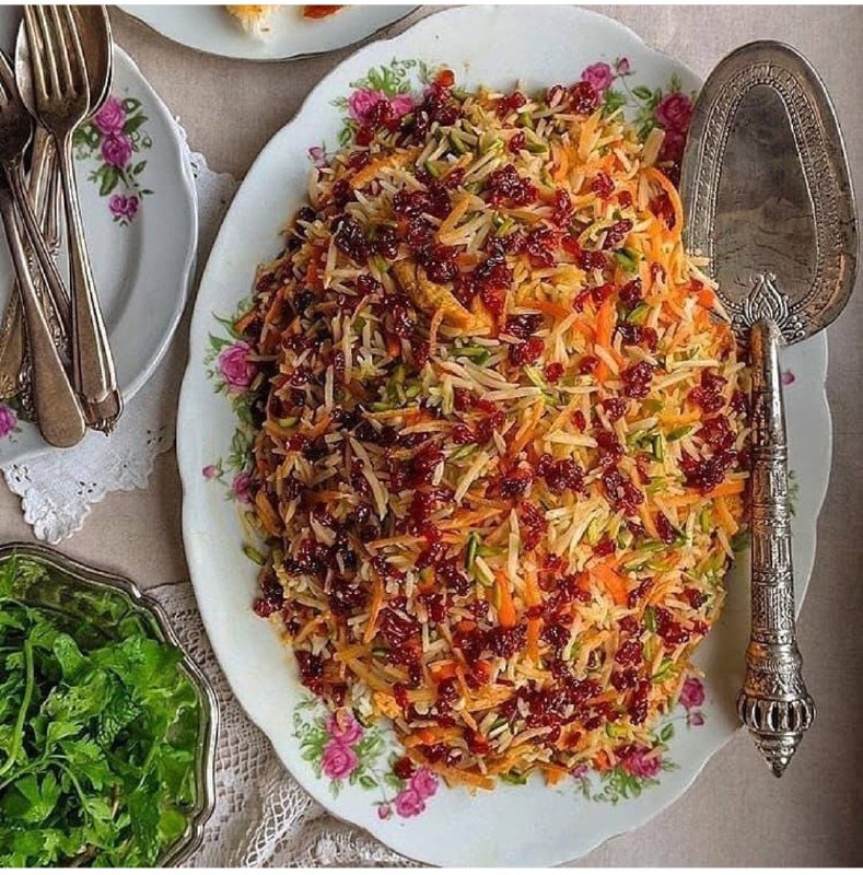 طرز تهیه دو مدل هویج پلو خوشمزه و مجلسی؛ هویج پلو با گوشت و مرغ