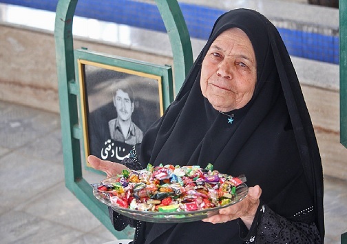 چراغ &laquo;برات&raquo; را در خانه نیازمندان روشن کنیم/خطر کرونا بیخ گوش مردم