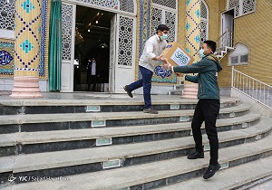دومین مرحله توزیع اقلام بهداشتی و غذایی در مناطق محروم اهواز