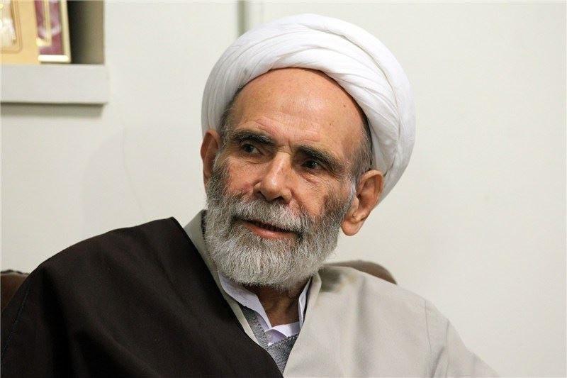 توصیه آقا مجتبی تهرانی به قرائت دعای شب نیمه شعبان برای دفع بلا