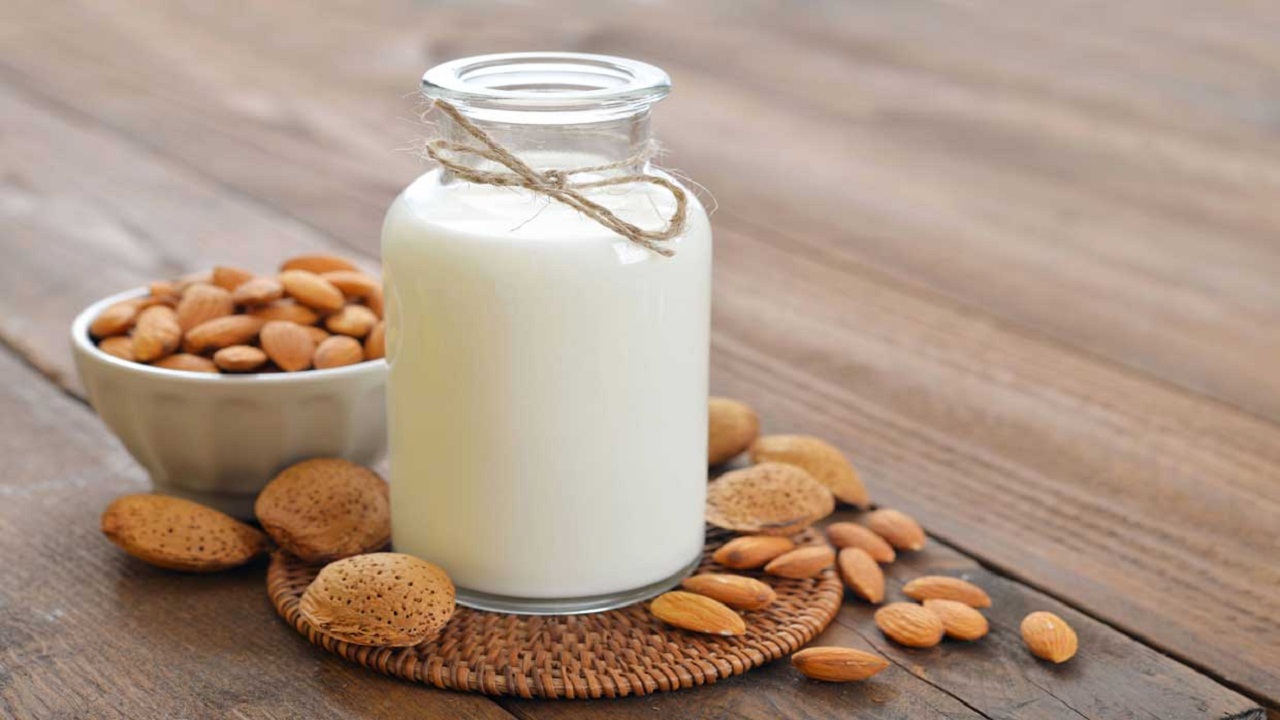 ماده مغذی جایگزین برای افراد حساس به شیر چیست؟/منابع سرشار کلسیم کدامند؟