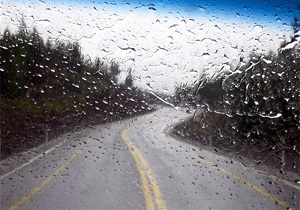 جاده‌های کردستان لغزنده است