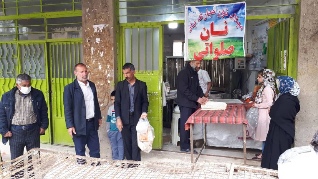 توزیع ۱۲ هزار قرص نان صلواتی در سپیدان