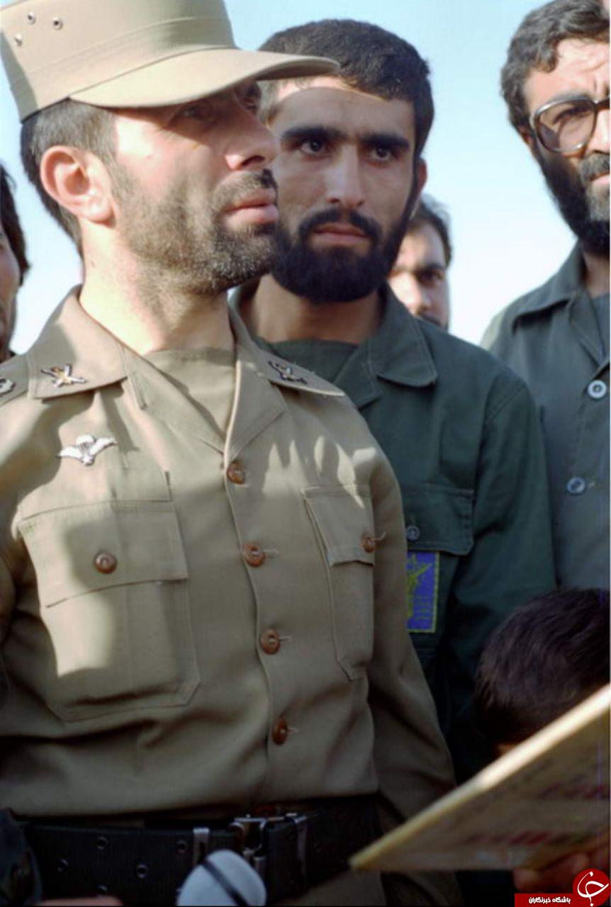 عکسهای منتشر نشده از سپهبد شهید صیاد شیرازی و سردار حاجیزاده عکسهای منتشر نشده از سپهبد شهید صیاد شیرازی و سردار حاجیزاده