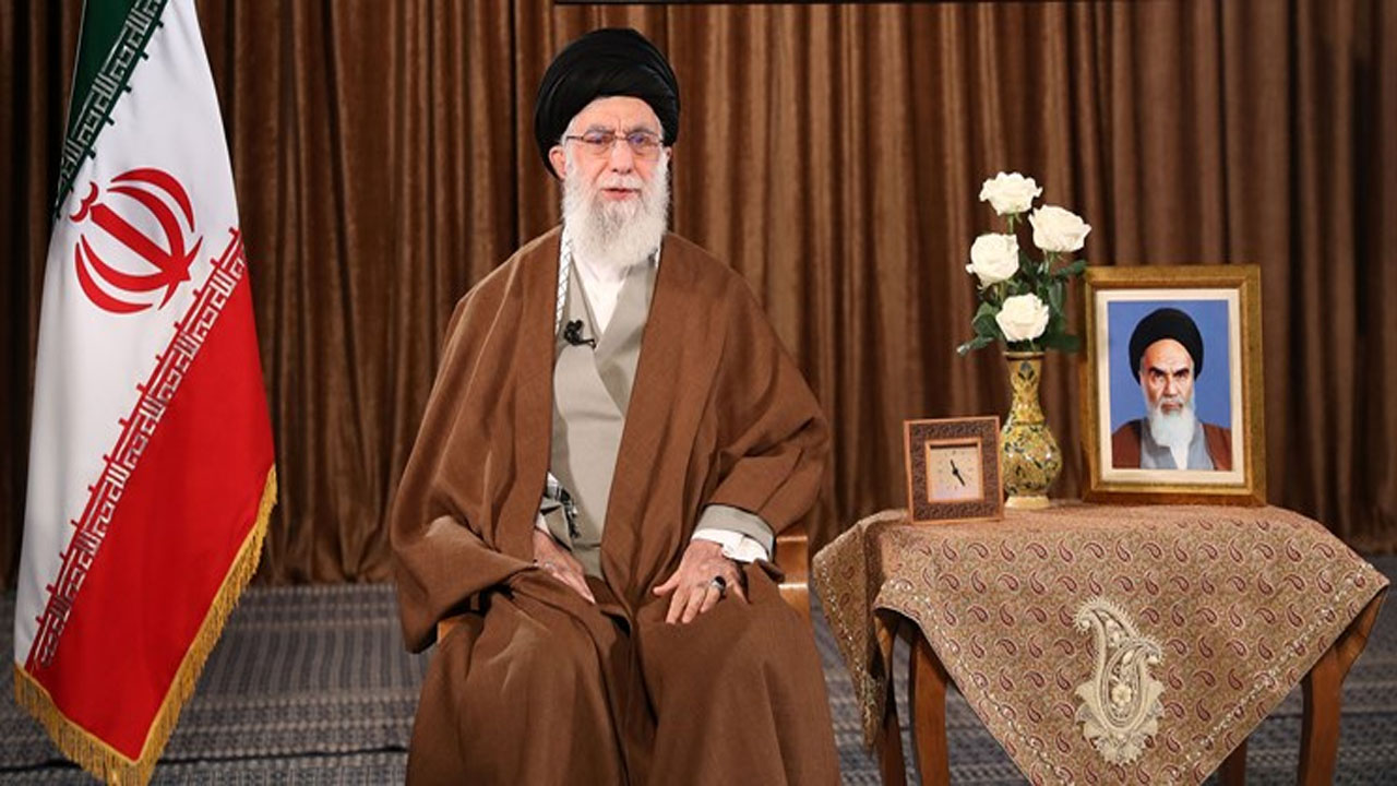 استفاده از مثال های جزئی در صحبت های اخیر مقام معظم رهبری چه پیامی در پی دارد؟