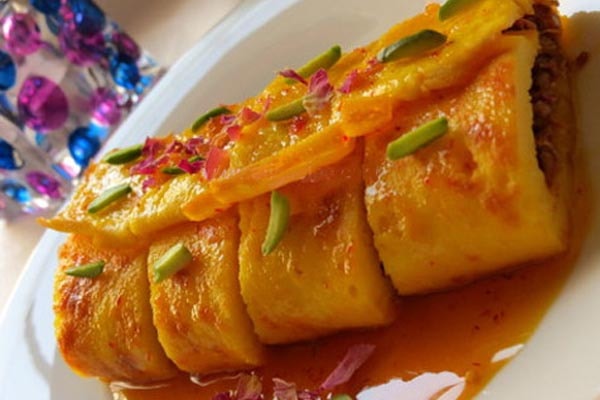 رولت خاگینه خرما یک دسر مقوی و خوشمزه +طرز تهیه