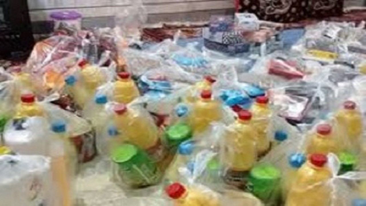 توزیع ۱۲۰۰ بسته غذایی به ارزش ۳ میلیارد و ششصد میلیون ریال در اصفهان