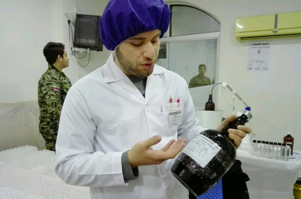 راه‌اندازی کارگاه تولید مواد ضدعفونی کننده در مسجد