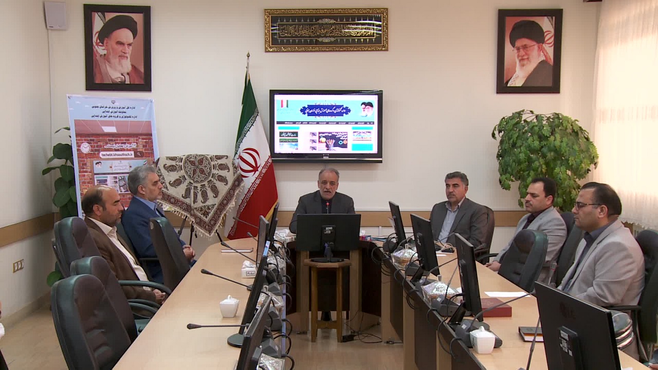 رونمایی از بسته‌ی آموزشی خودآموز بهاری