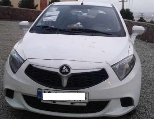 توقیف خودرو برلیانس با ۲۵۱ مورد تخلف در بندرعباس!