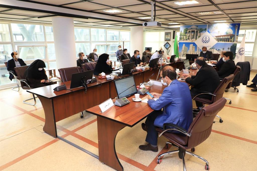 ثبت ۱۵۲۱ نمونه گیری در آزمایشگاه‌های تشخیصی کرونا در فارس