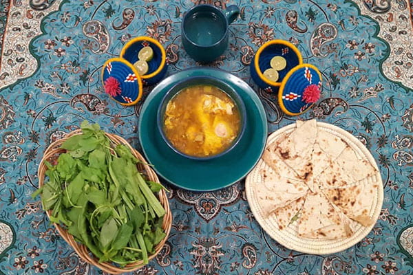 طرز تهیه آب پیازی