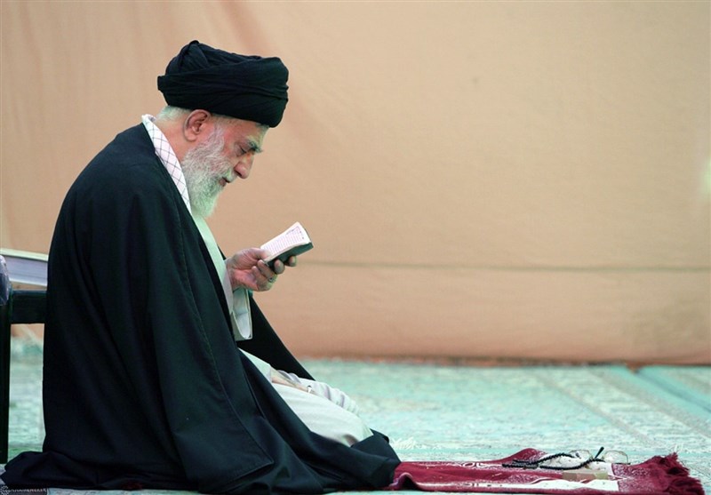 رهبر معظم انقلاب چگونه به مسجد مقدس جمکران مشرف می‌شوند؟