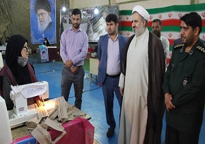 بازدید رئیس کل دادگستری خوزستان از کارگاه تولید ماسک  