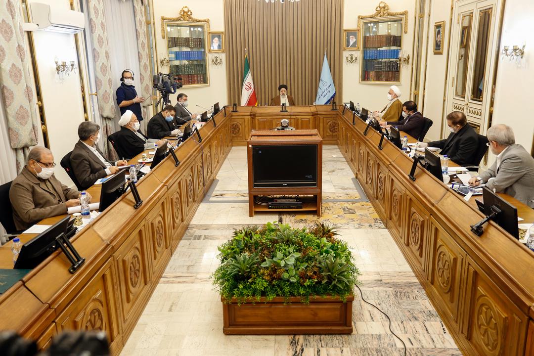 دستگاه قضا پیشگام در رفع موانع &laquo;جهش تولید&raquo; / از &laquo;منبع ۲۰۰ هزار میلیاردی دولت&raquo; تا &laquo;اولویت&zwnj;های۱۰ گانه مجلس&raquo;