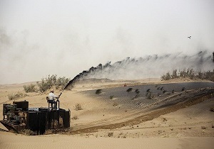 مالچ پاشی نفتی به صورت موقت در خوزستان متوقف شد