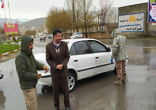 محدودیت‌ها در مهاباد همچنان ادامه دارد