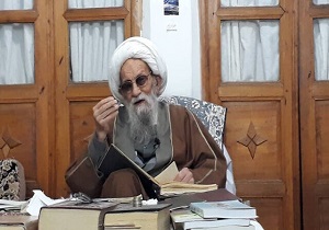 تواضع از خصائص برجسته آیت الله فیض قمی بود