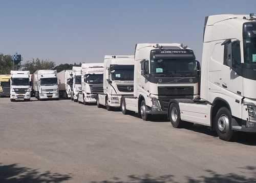 کامیون های وارداتی با قیمت های نجومی در سایت های اینترنتی