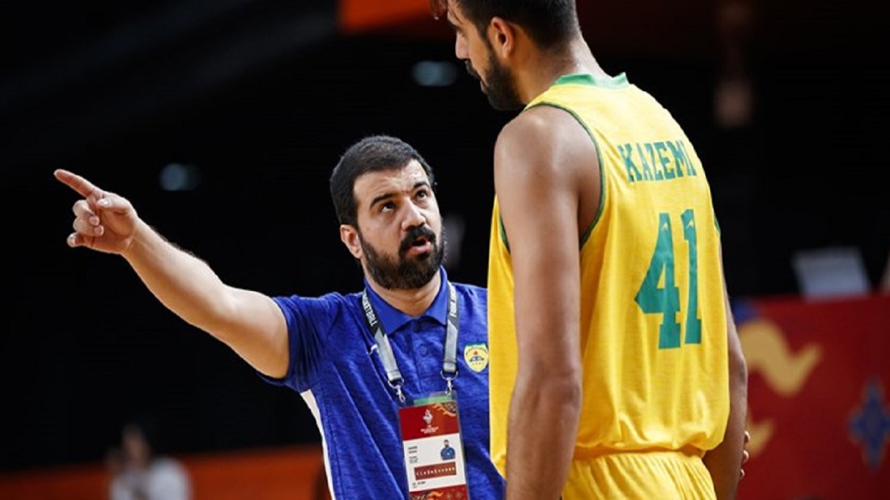 حماد سامری ، عنوان مربی سال بسکتبال ایران را کسب کرد