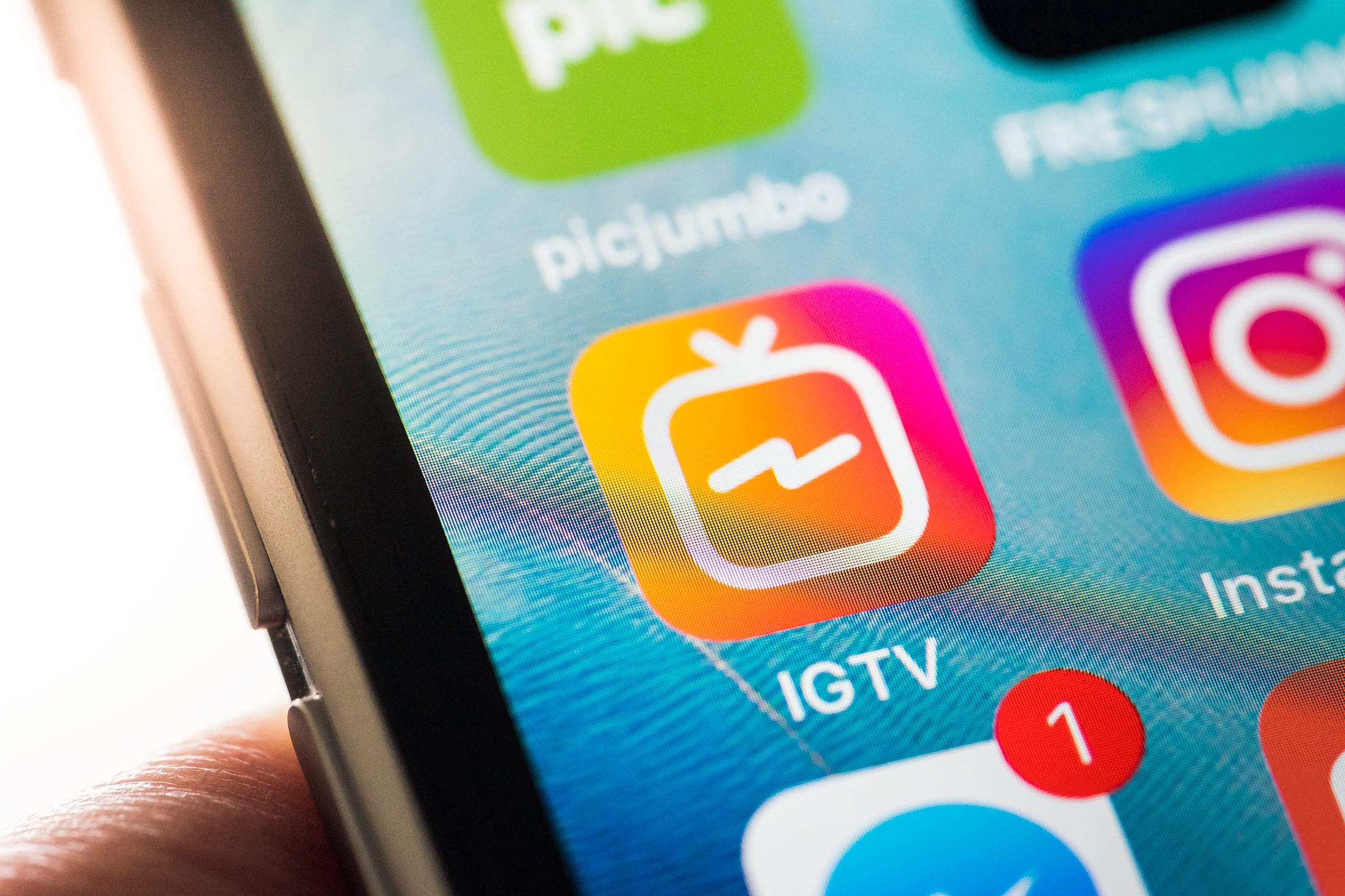 بروزرسانی جدید نرم افزار IGTV عرضه شد