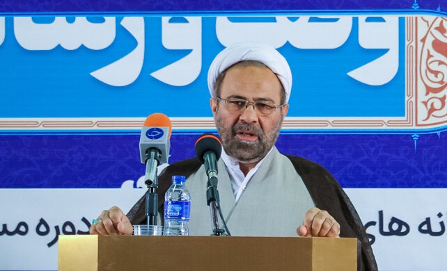 هزار بسته تبرکات مهدوی به ارزش ۷۵۰میلیون ریال در اصفهان توزیع شد