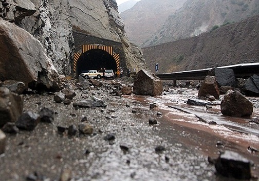 ریزش تونل پاتاوه- دهدشت زمان بهره برداری آن را به تاخیر نمی اندازد