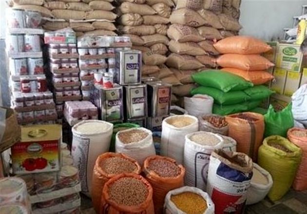 ذخیره سازی تمامی کالاهای اساسی در استان همدان