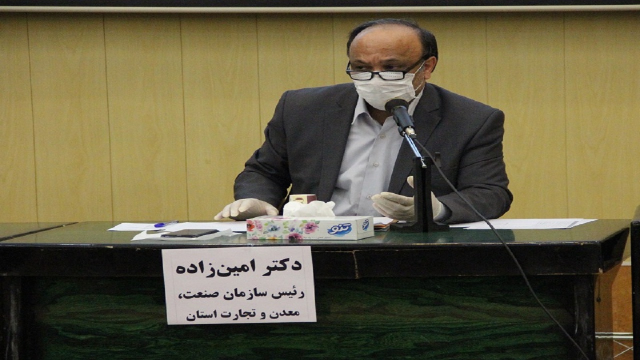 تولید روزانه ۳۰۰ هزار عدد ماسک در آذربایجان شرقی