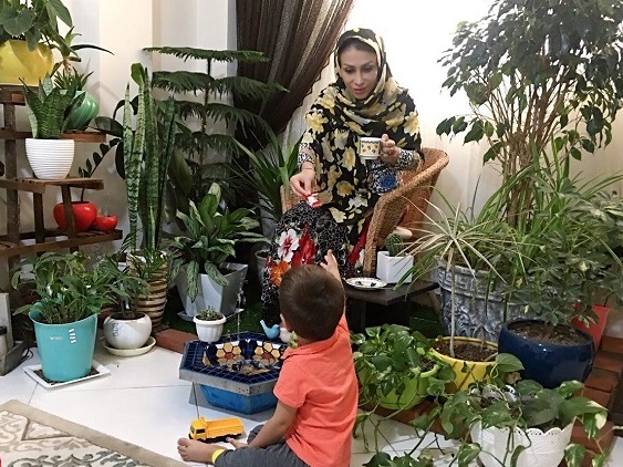 چگونه فضای خانه را شاد کنیم؟ / ۸ فرمول&zwnj;های شگفت انگیز شاد بودن در دوران قرنطینه