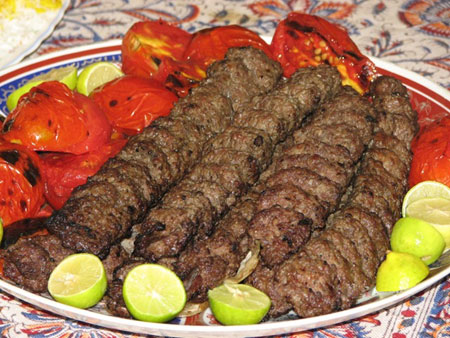 پخت کباب کوبیده بدون ریختن از روی سیخ + نکات کلیدی پخت کباب کوبیده بدون ریختن از روی سیخ + نکات کلیدی