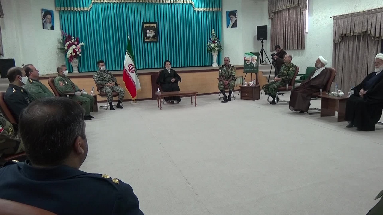 امروز، ارتش بر دل‌ها حکومت می‌کند