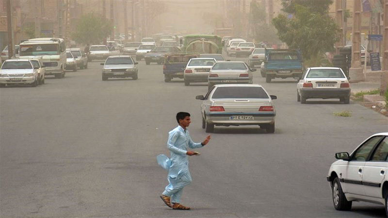 باد با سرعت ۸۶ کیلومتر بر ساعت زابل را درنوردید