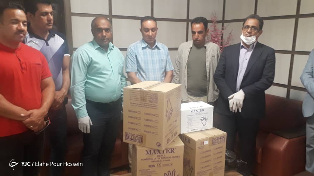 اهدا ۹۰۰ عدد ماسک و دستکش به جهادکشاورزی