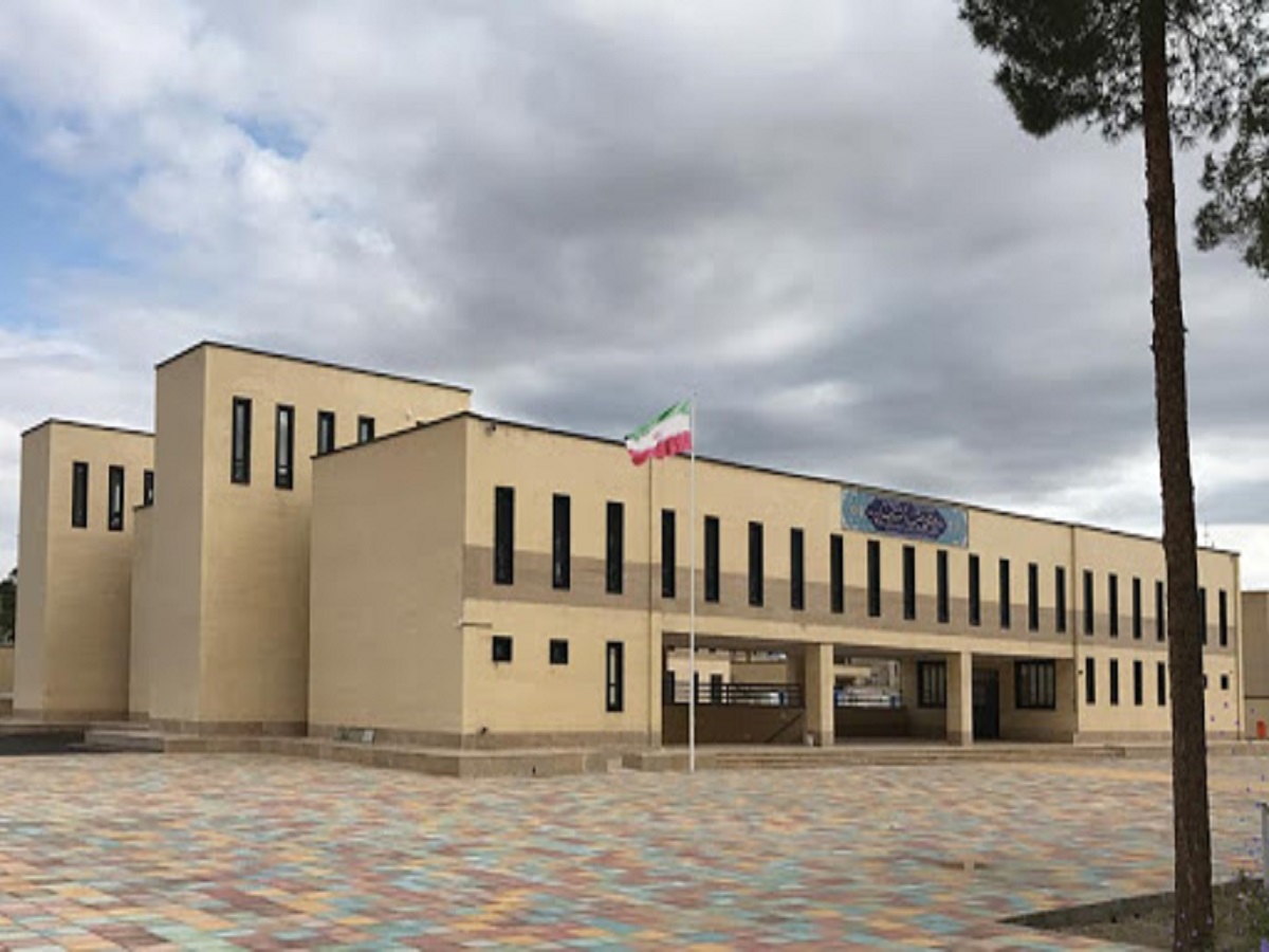 بخشوده شدن اجاره بهاء بیش از ۴٠ ملک آموزش و پرورش در شهرستان ایلام