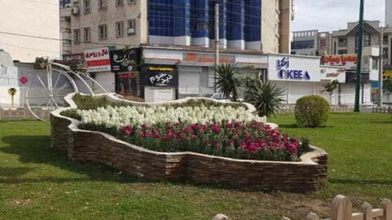 کاشت بیش از ۲۰ هزار درخت و گل فصلی در کرج