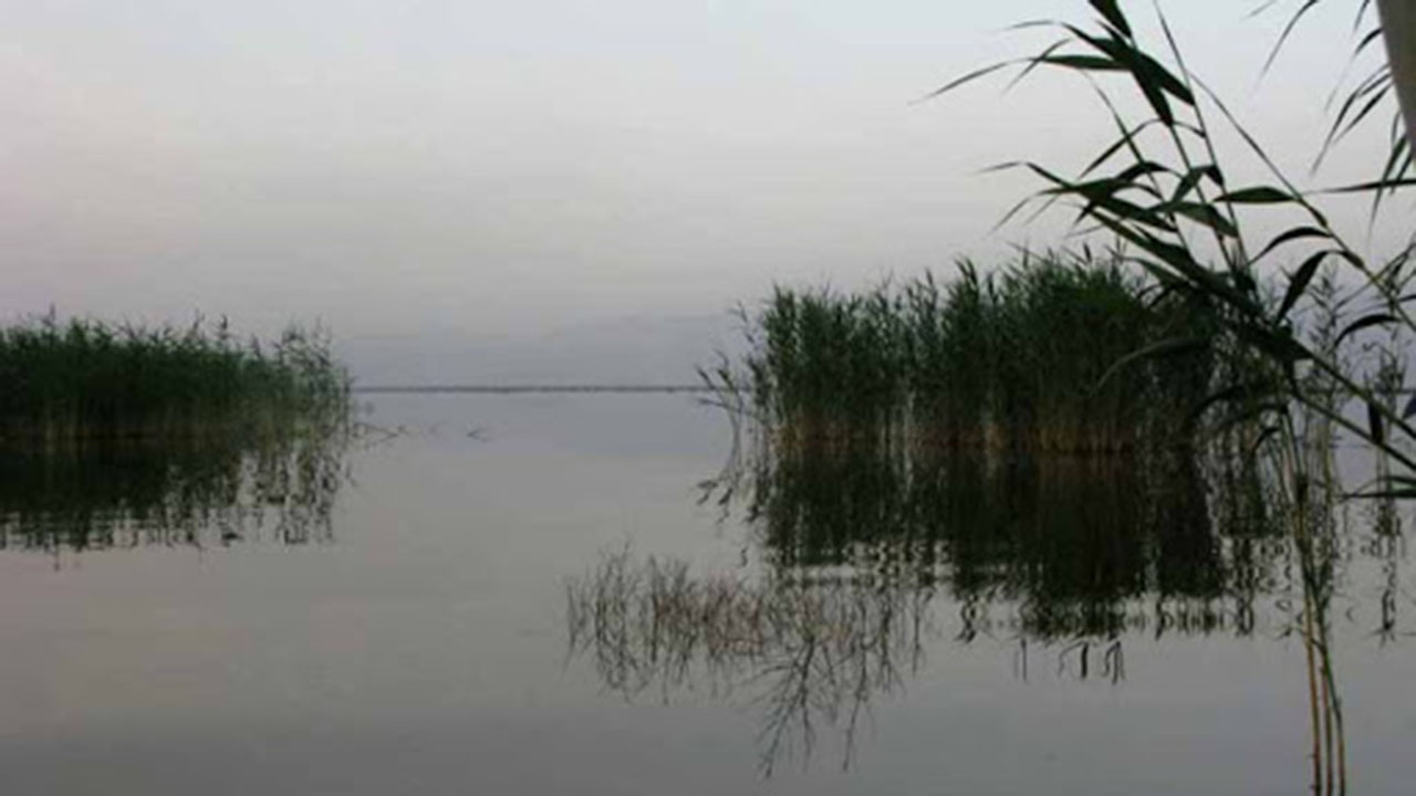 دریاچه کافتر در اقلید آبگیری شد