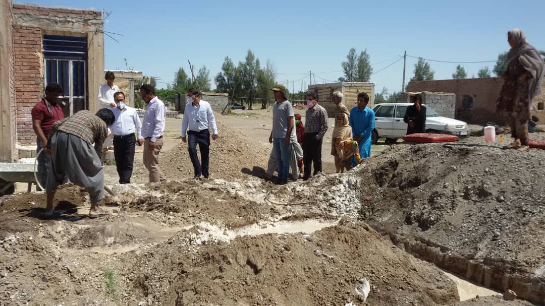 ساخت و ساز با رعایت پروتکل بهداشتی در مناطق سیل زده کرمان