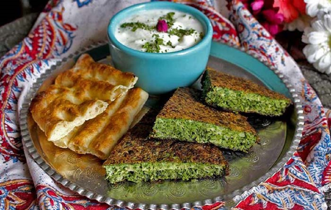 طرز تهیه کوکوی پاغازه غذای محلی کرمانشاه