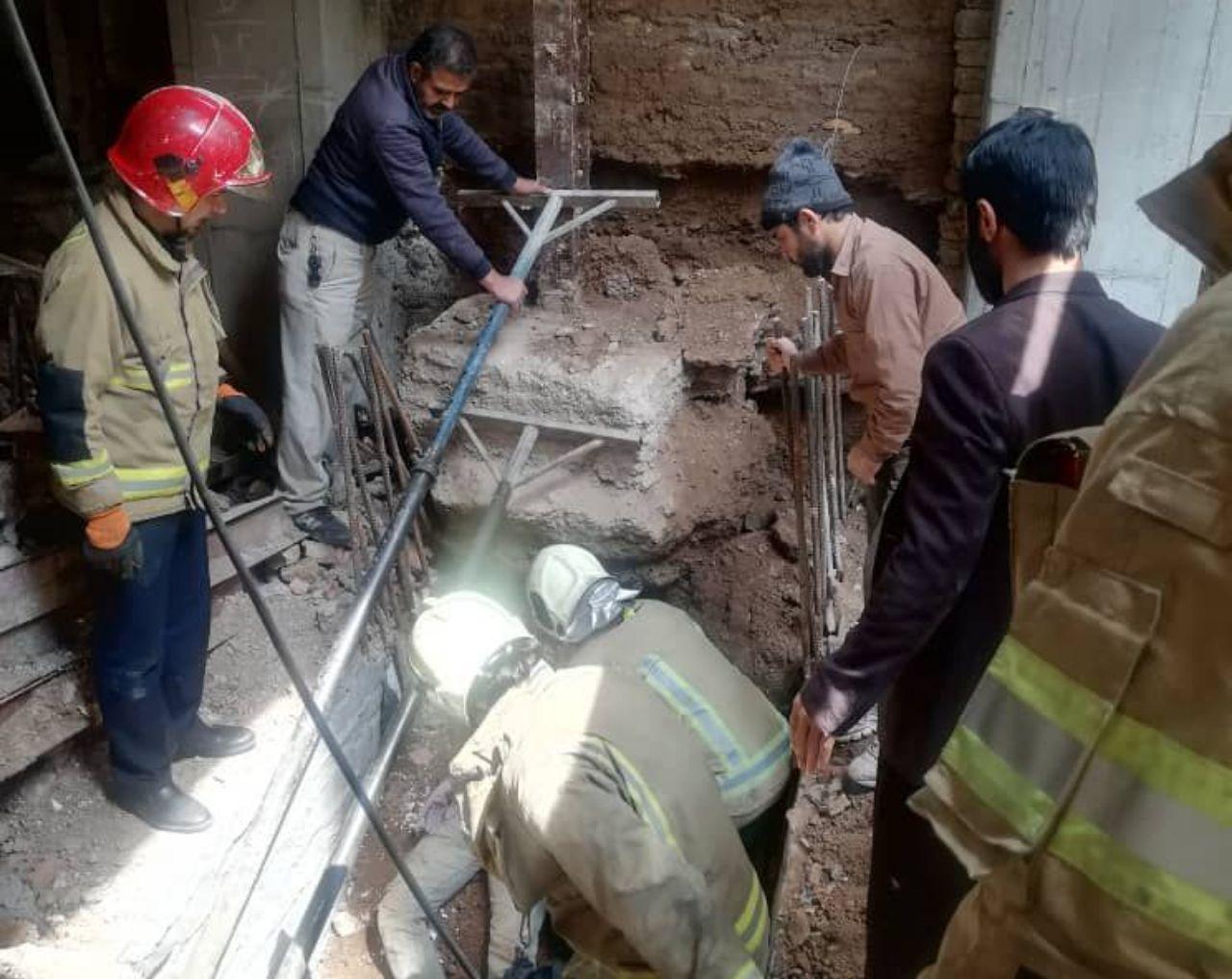 فوت یک کارگر به علت ریزش آوار در بلوار ابوذر