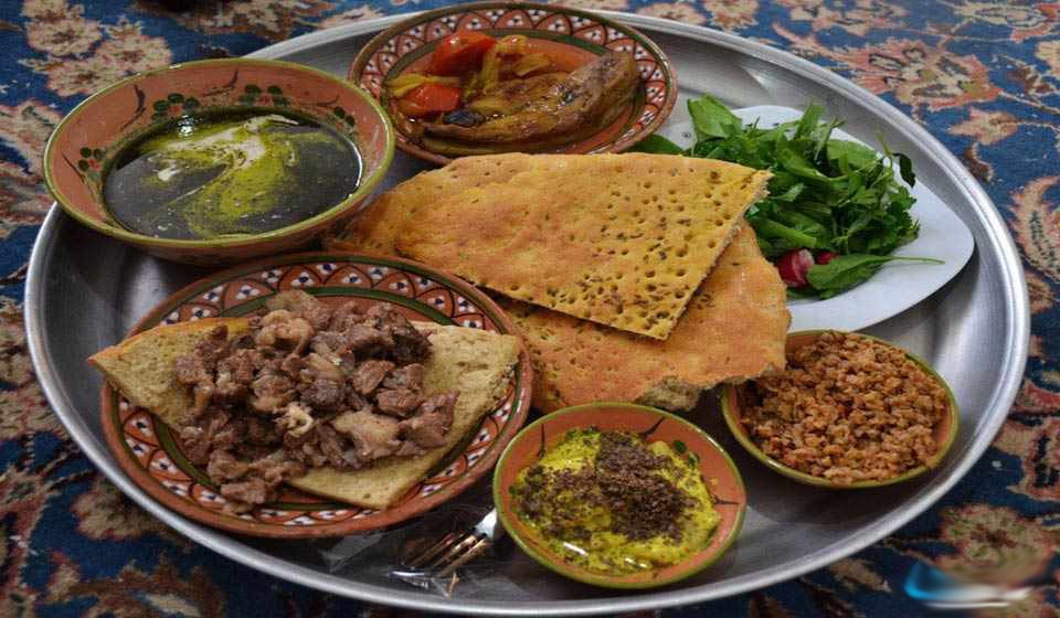 غذا‌های سنتی گناباد به برند کشوری تبدیل می شود